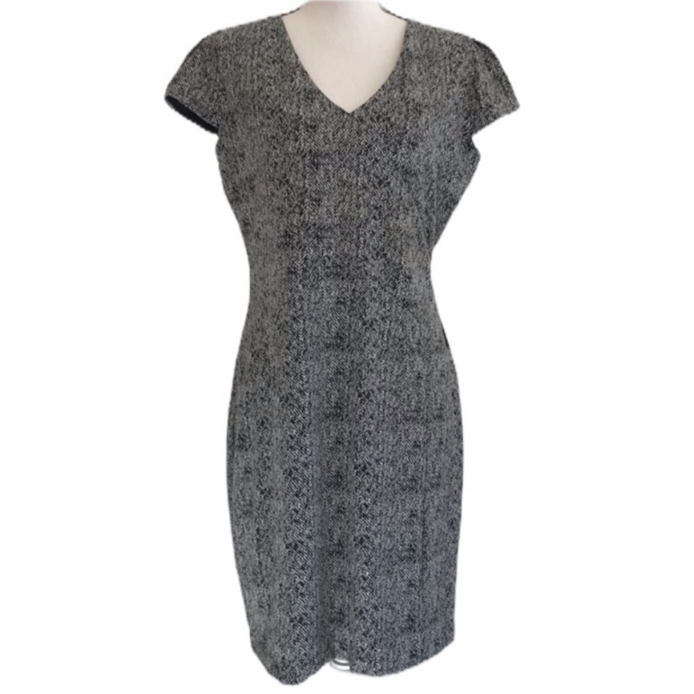 Express Black & White Herringbone Pattern Dress Size Large